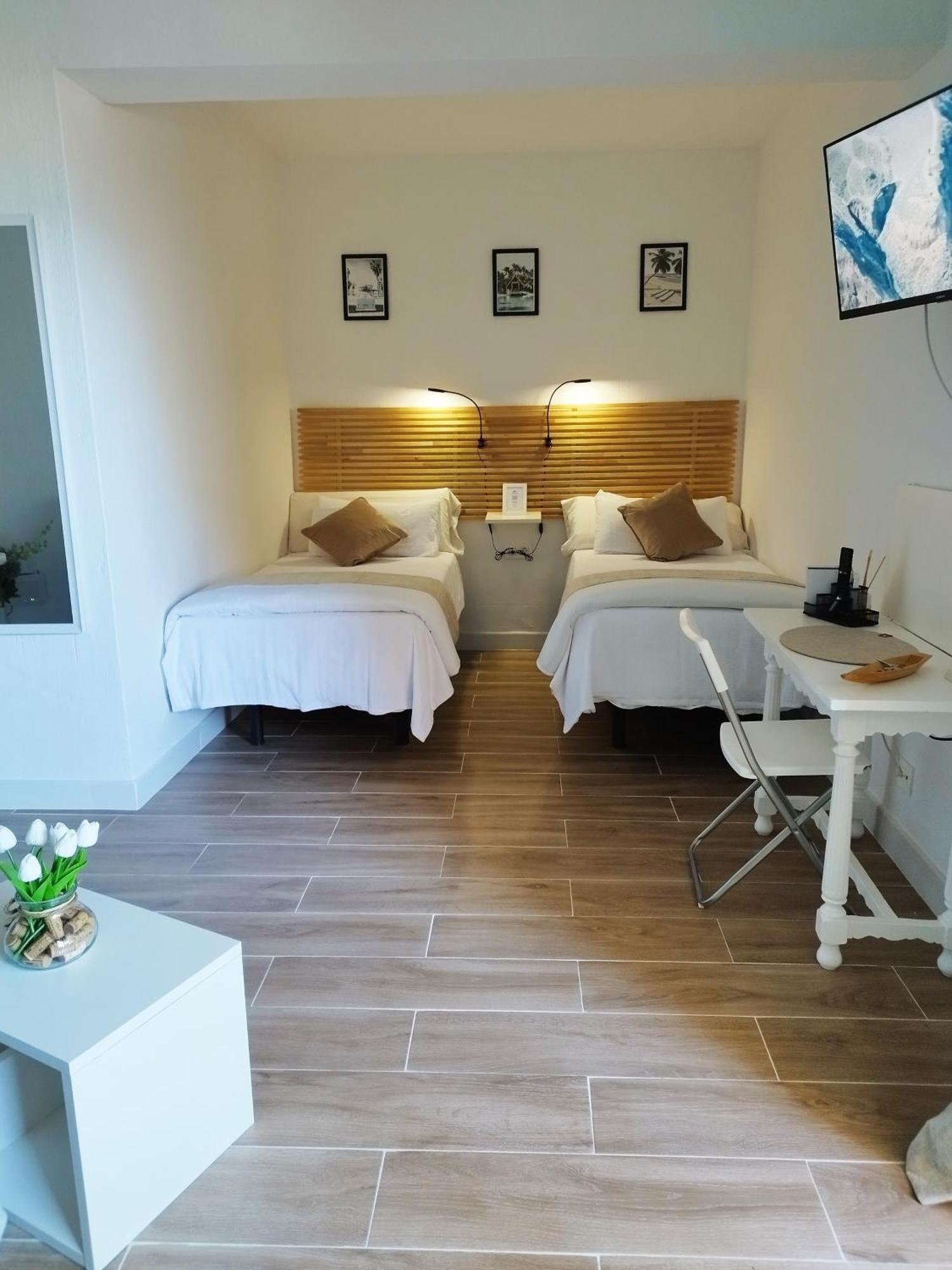 Amazing Front Sea View Studio. Marbella Centre מראה חיצוני תמונה